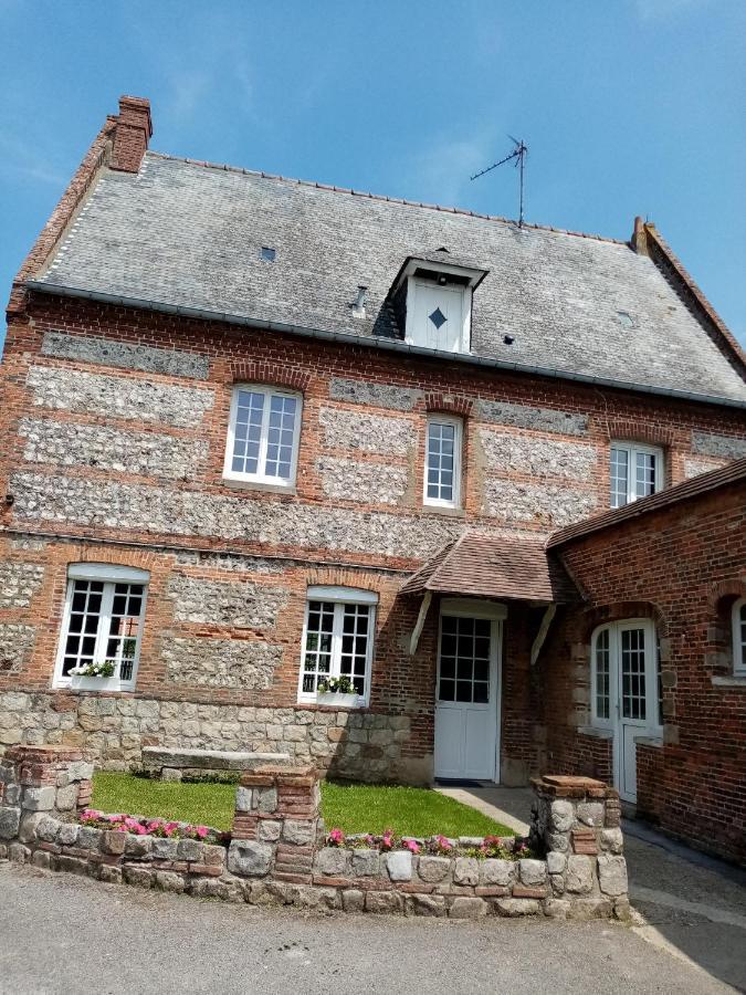 Au Claire De Lune Le Bourg-Dun Экстерьер фото